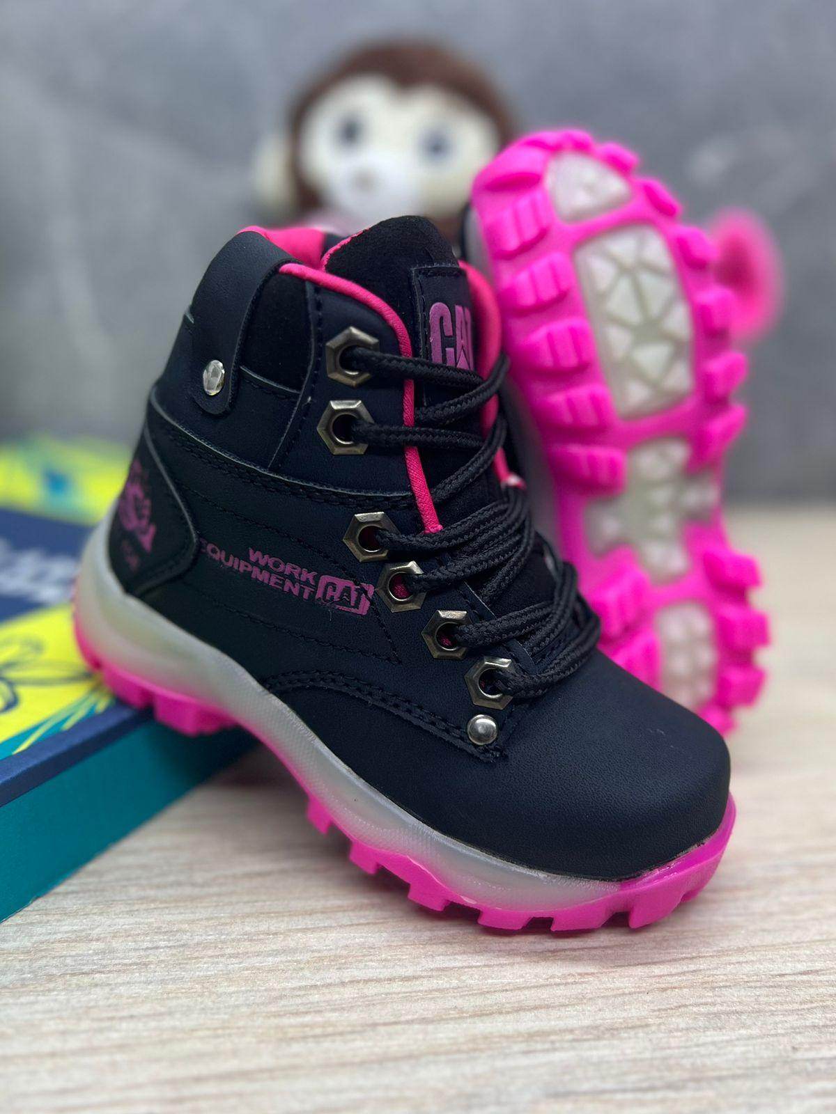 👟 Bota Cat Work Infantil | Aventuras Seguras y Cómodas para Tu Pequeño - LOQUEVENDEPIPE