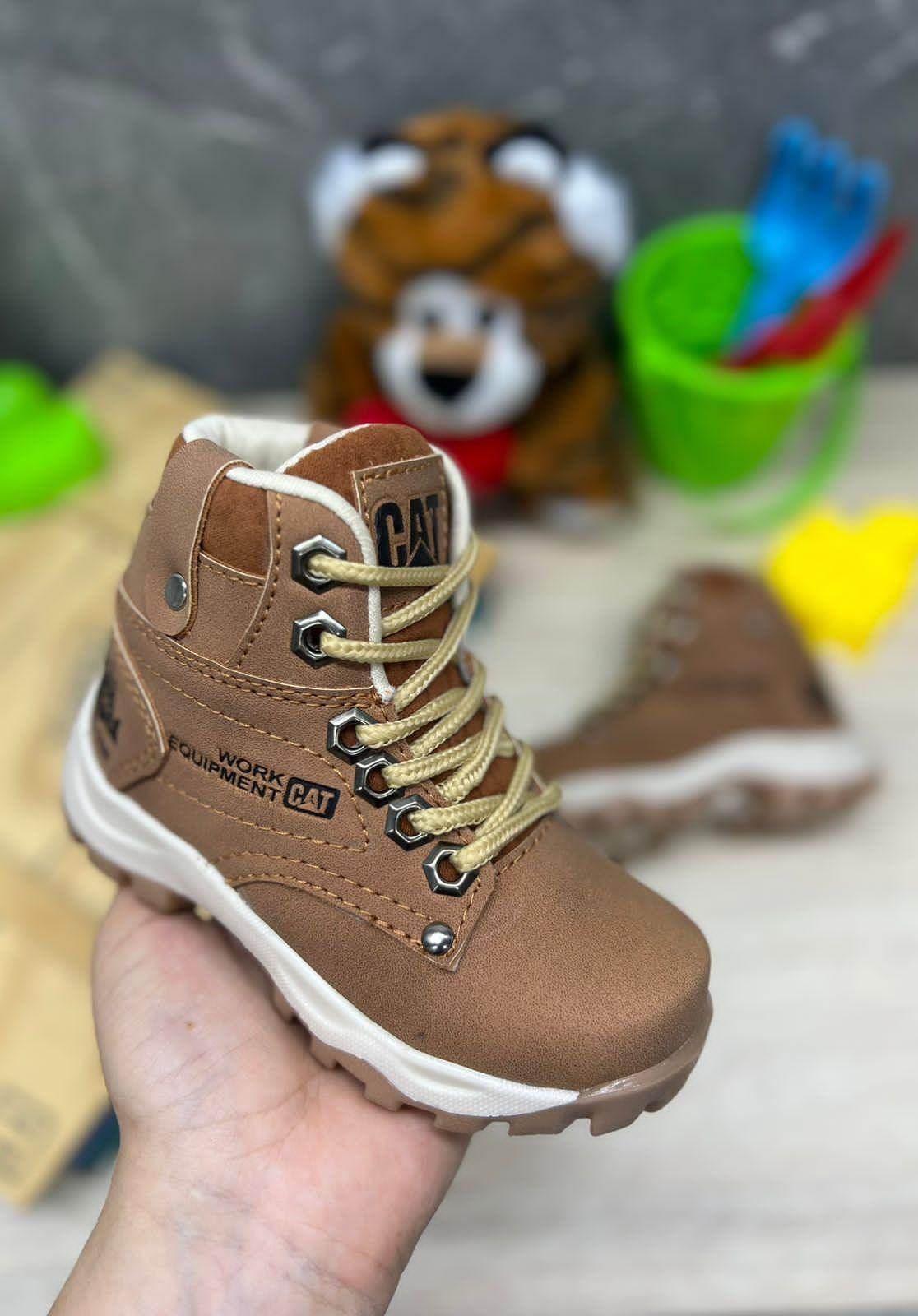 👟 Bota Cat Work Infantil | Aventuras Seguras y Cómodas para Tu Pequeño - LOQUEVENDEPIPE